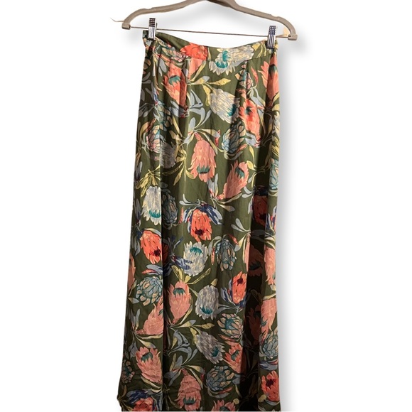 NWT Crop Top and Skirt Tropical Set - Picture 5 of 7